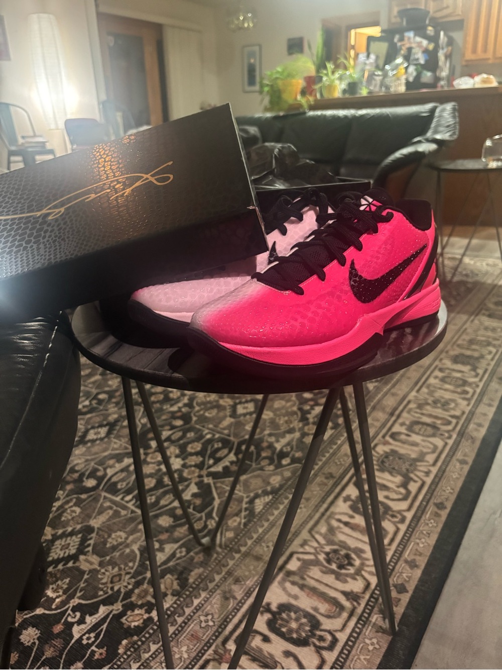 Nike Women’s Hot Pink & Black Low-Top Athletic Sneakers
